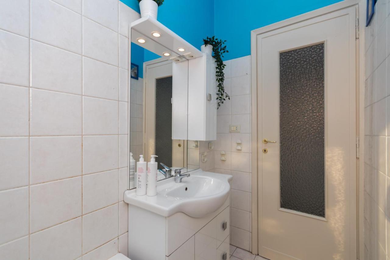 The International Corner Of Corso Dante Apartament